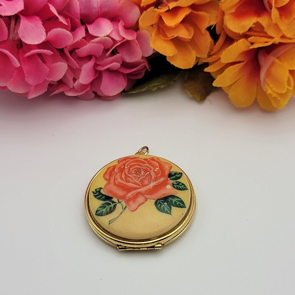 Vintage Floral Locket Pendant 38mm Circle Gold Tone Yellow Pink Green